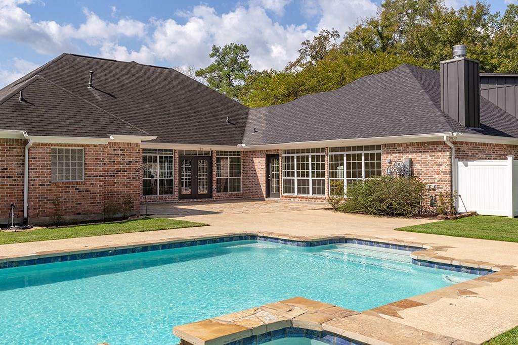 101 Southern Trace  Lufkin TX 75901 photo