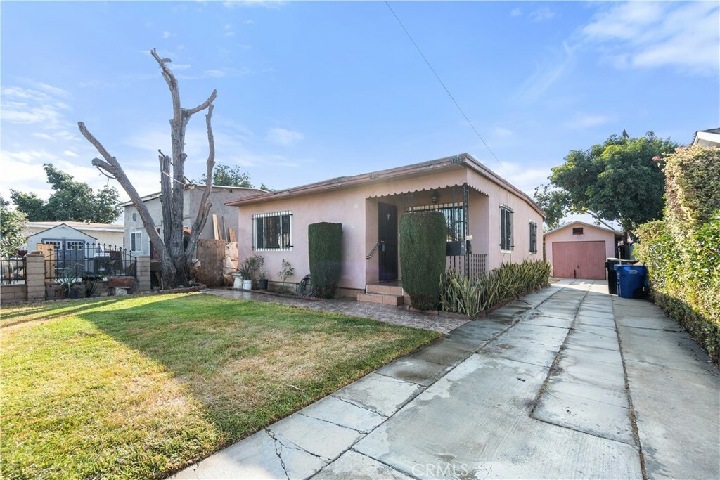 Property Photo:  1013 Fraser Avenue  CA 90022 