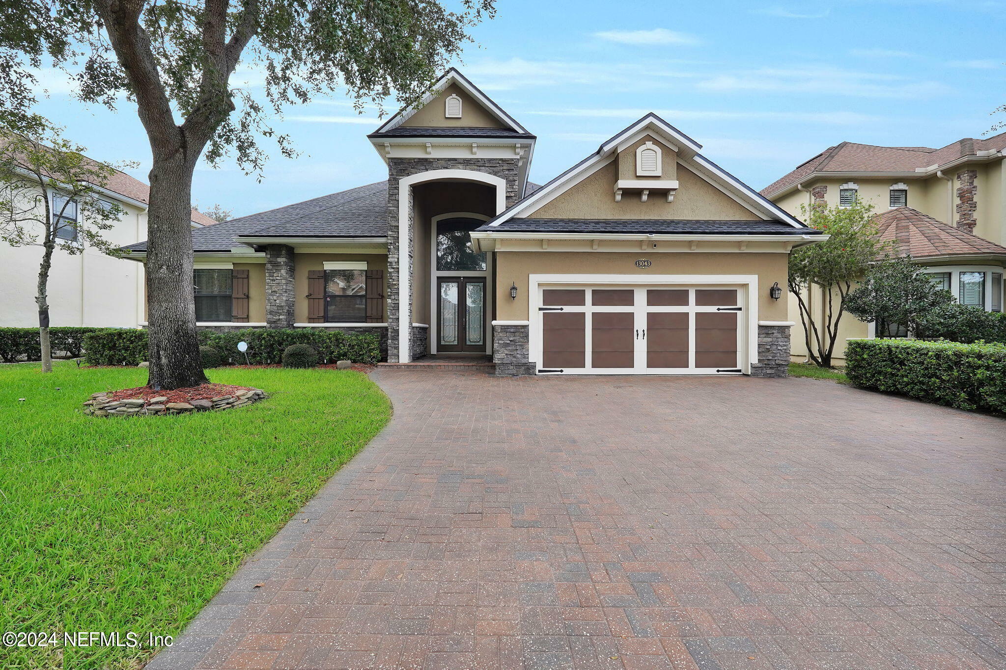 Property Photo:  13043 Highland Glen Way N  FL 32224 