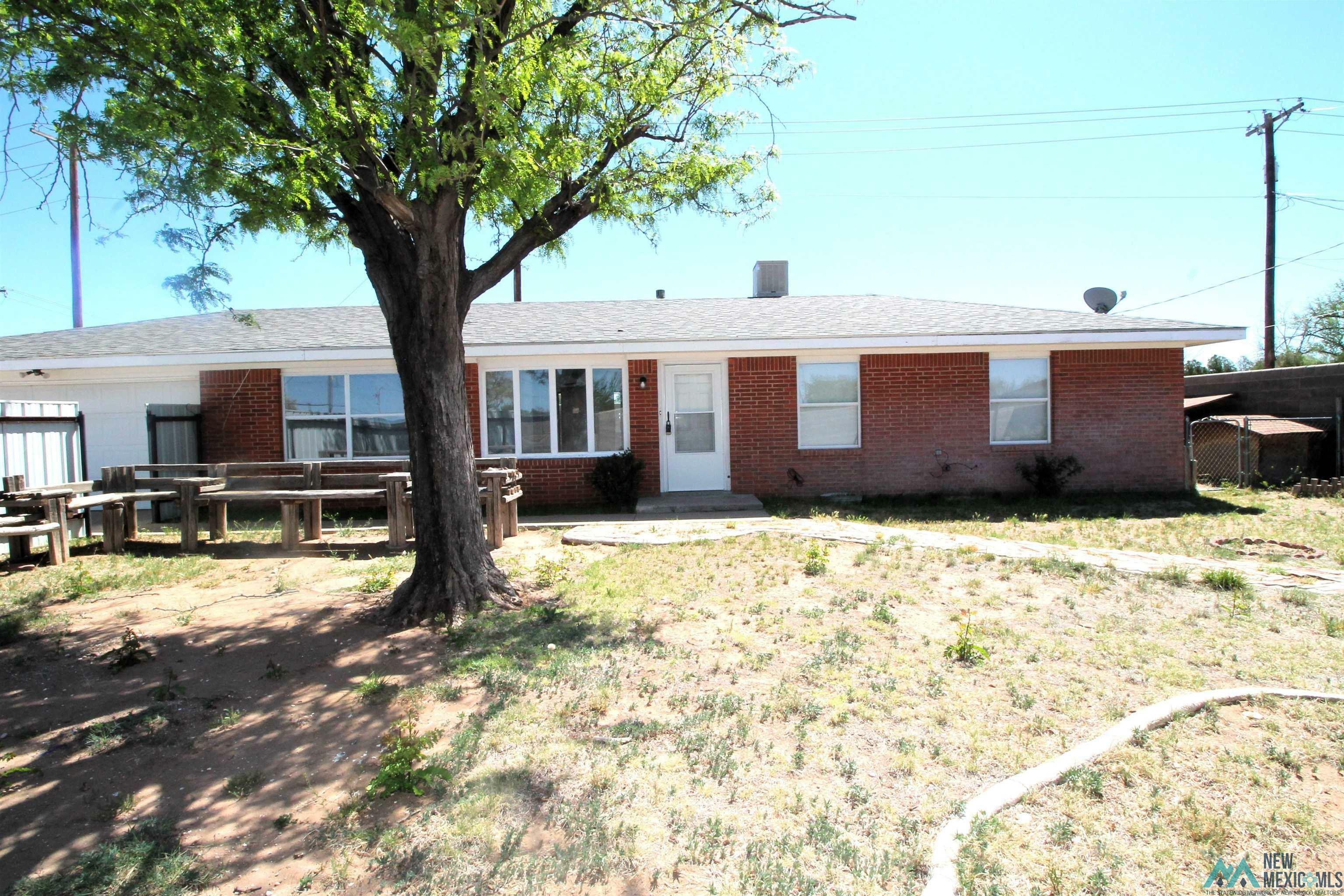 Property Photo:  1228 E 3rd Street  NM 88130 