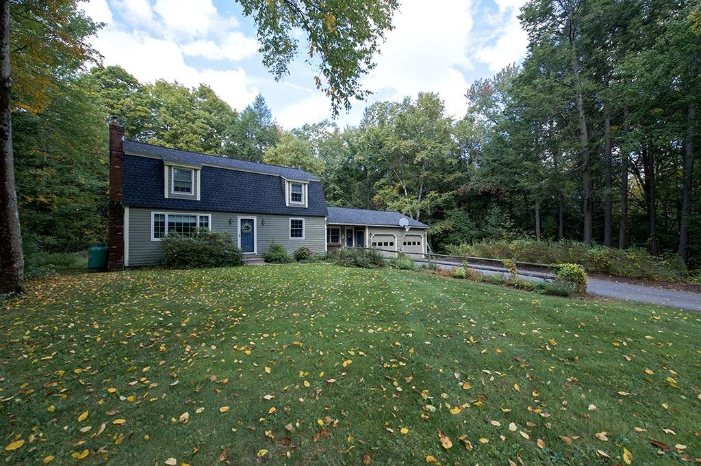 Property Photo:  115 Jane Drive  NH 03034 