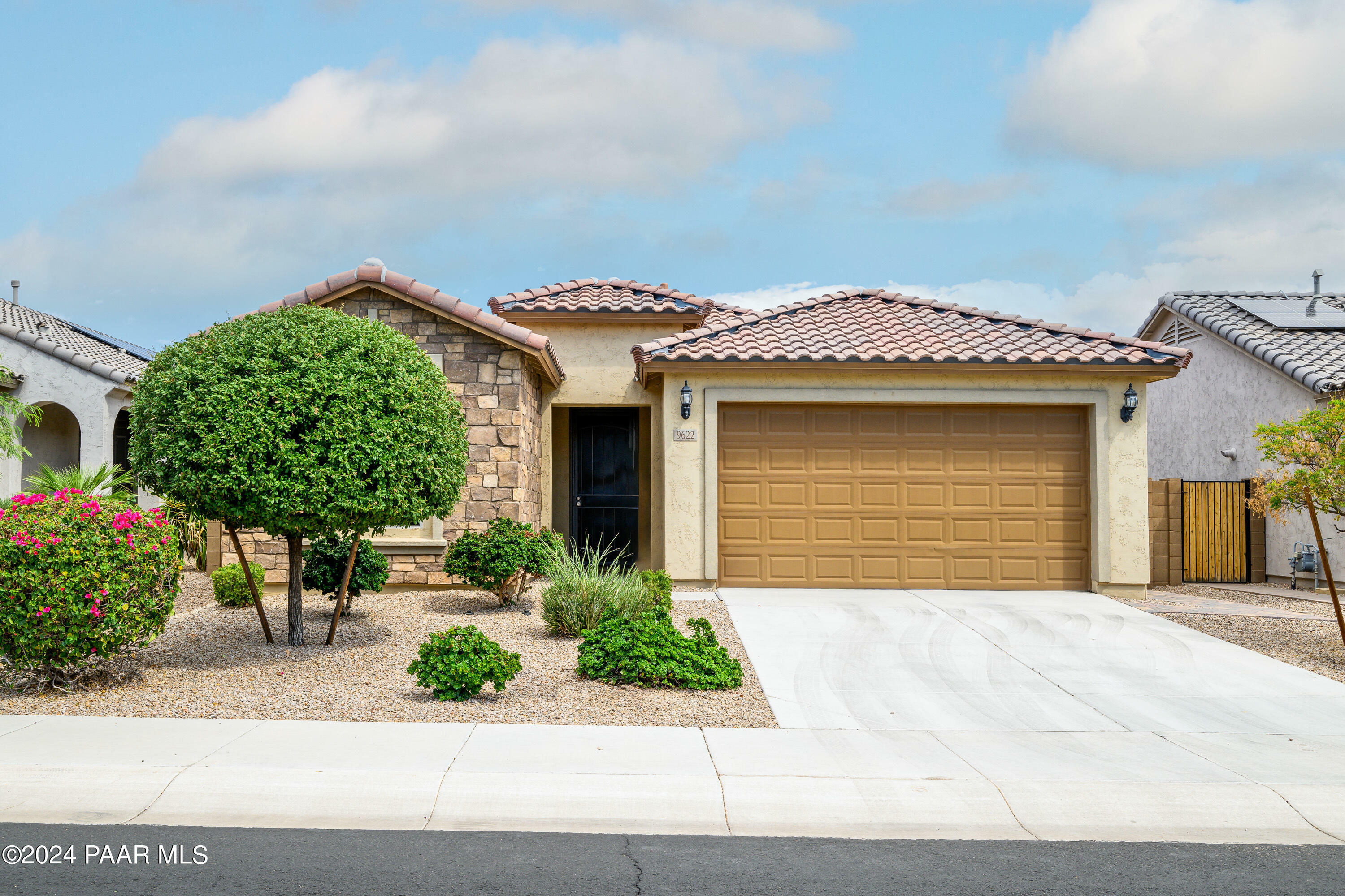 Property Photo:  9622 W Whispering Wind Drive  AZ 85383 