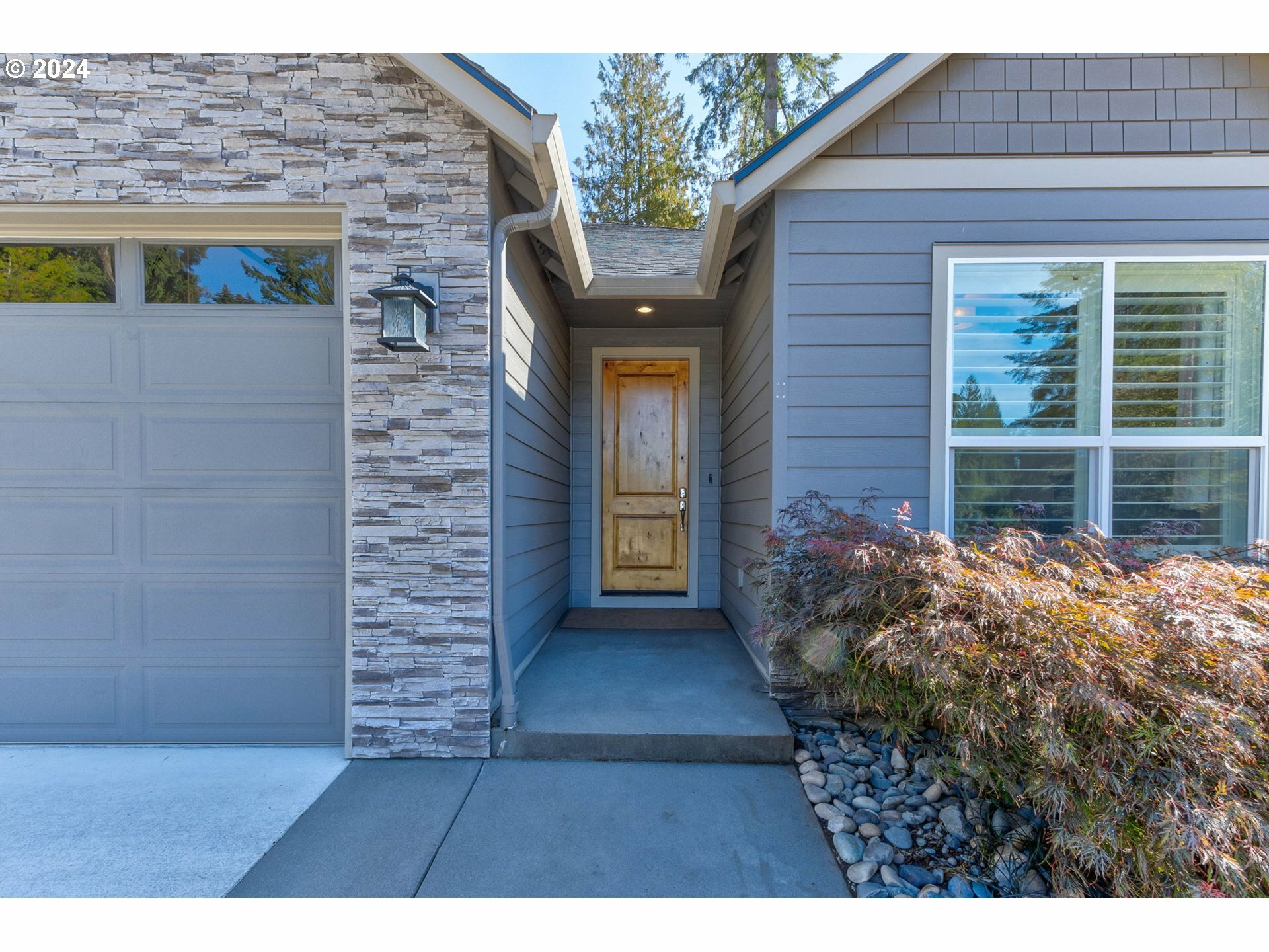 Property Photo:  18103 NE 150th Ct  WA 98606 