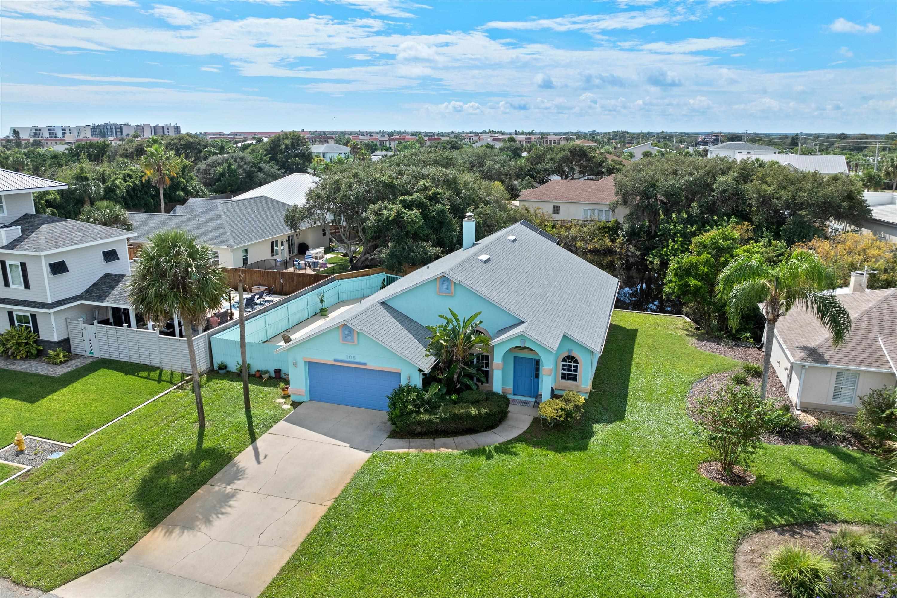 Property Photo:  105 Sandpiper Blvd  FL 32080 