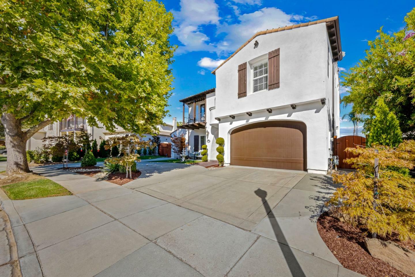 Property Photo:  1903 Saint Andrews Circle  CA 95020 