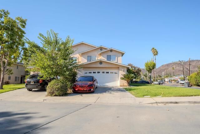 Property Photo: 910 Buckeye Ct CA 92021