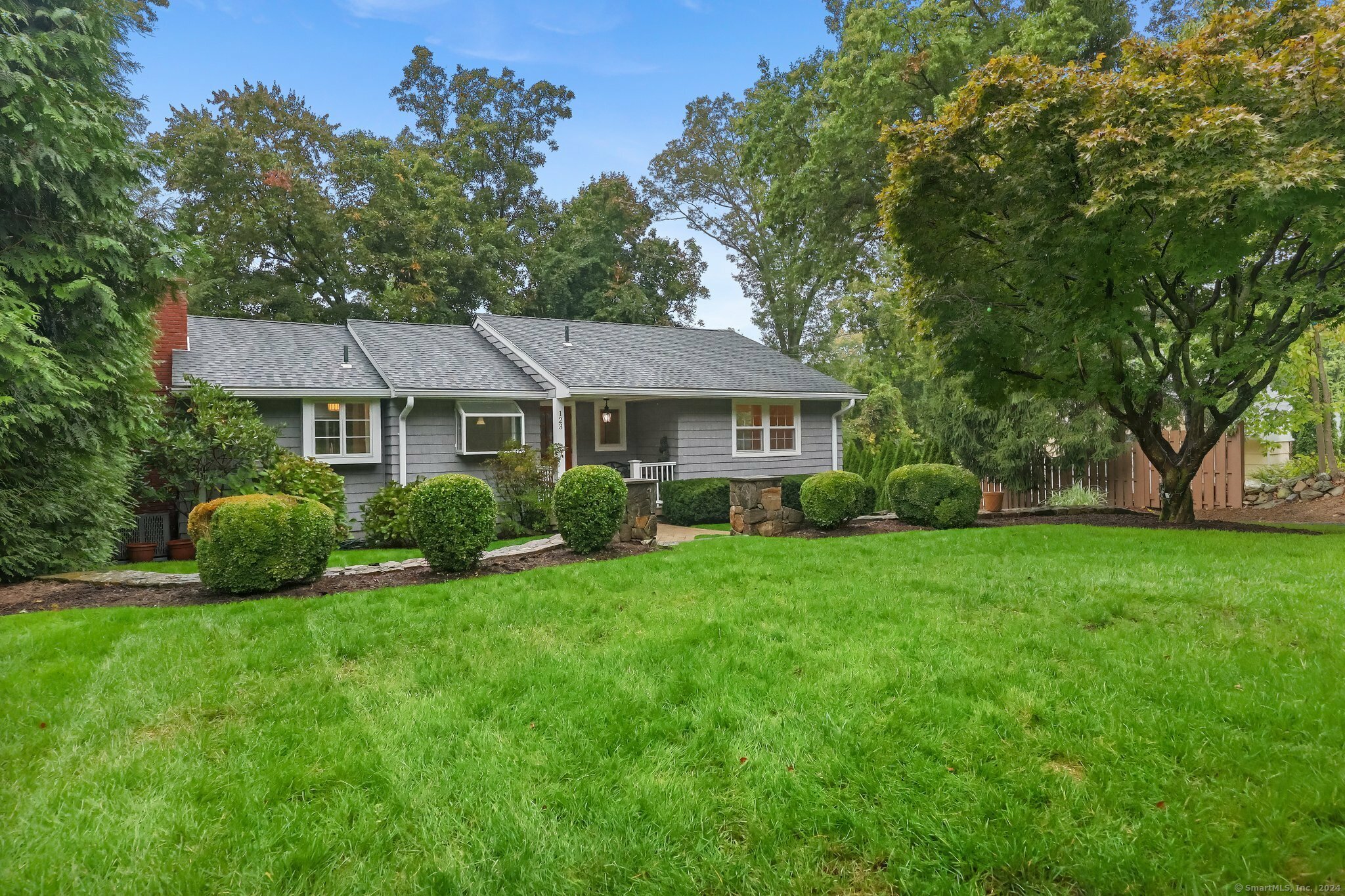 Property Photo:  123 Brook Run Lane  CT 06905 