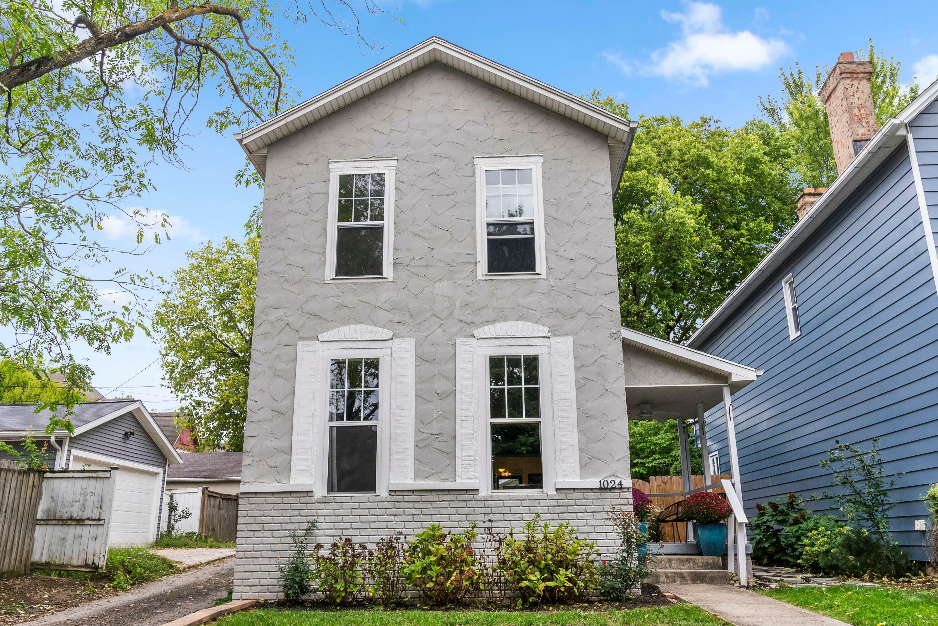 Property Photo:  1024 Michigan Avenue  OH 43201 