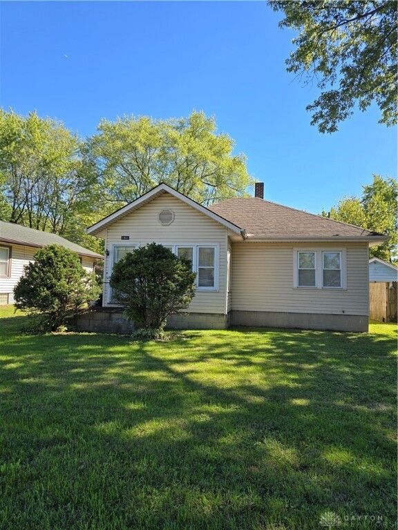 Property Photo:  1933 Sheffield Street  OH 45044 
