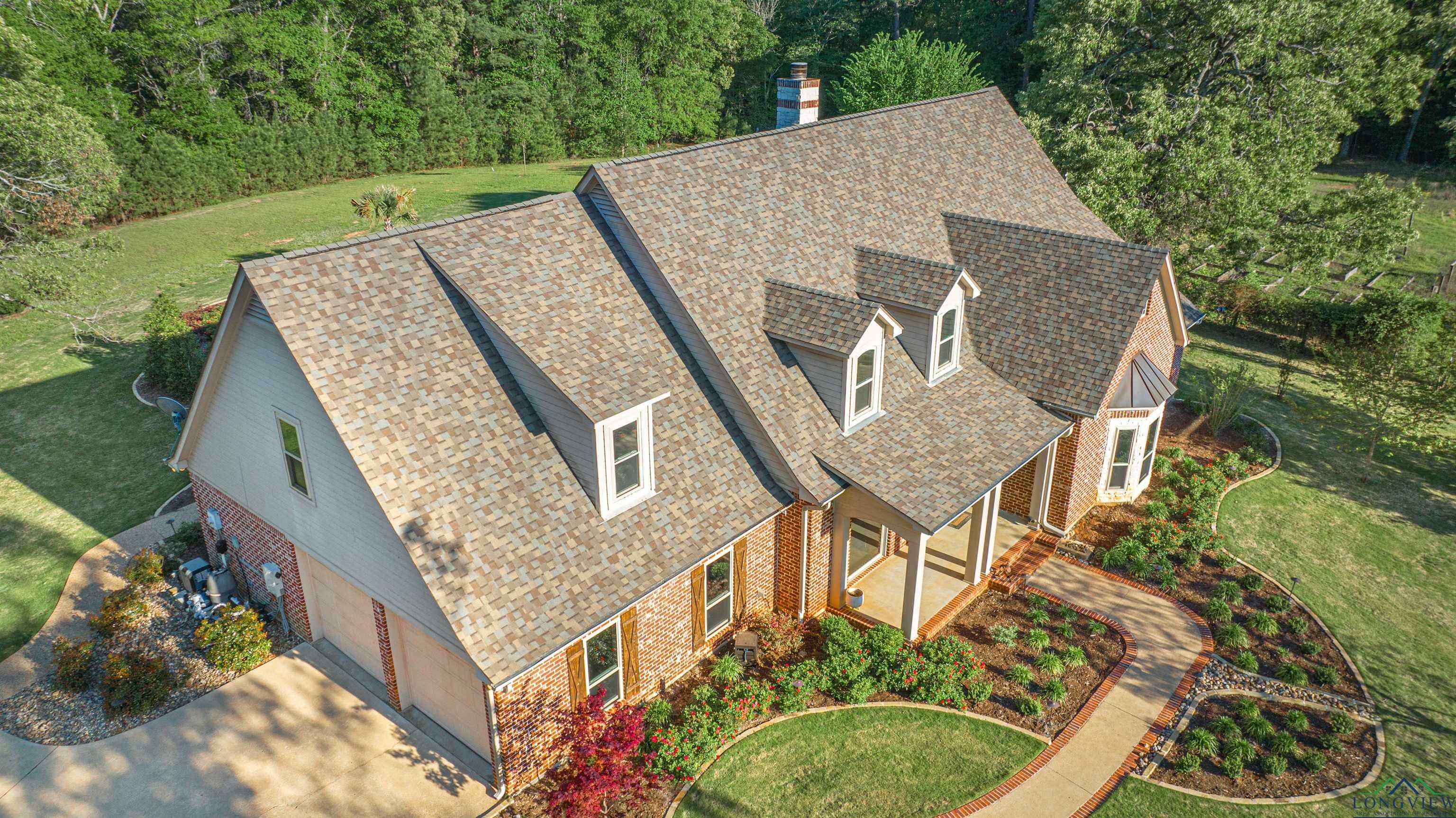 Property Photo: 311 Twin Oaks Drive TX 75605