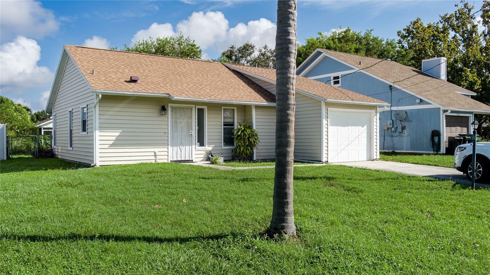 Property Photo:  1522 12th Street Drive W  FL 34221 