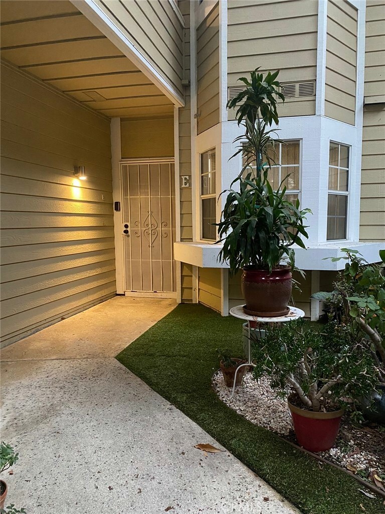 Property Photo:  3630 S Bear Street 70  CA 92704 