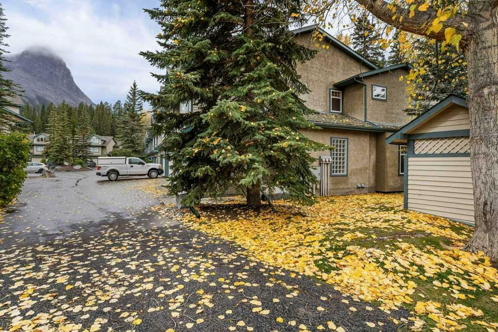 Property Photo:  164 Rundle Drive 19  AB T1W 2L7 