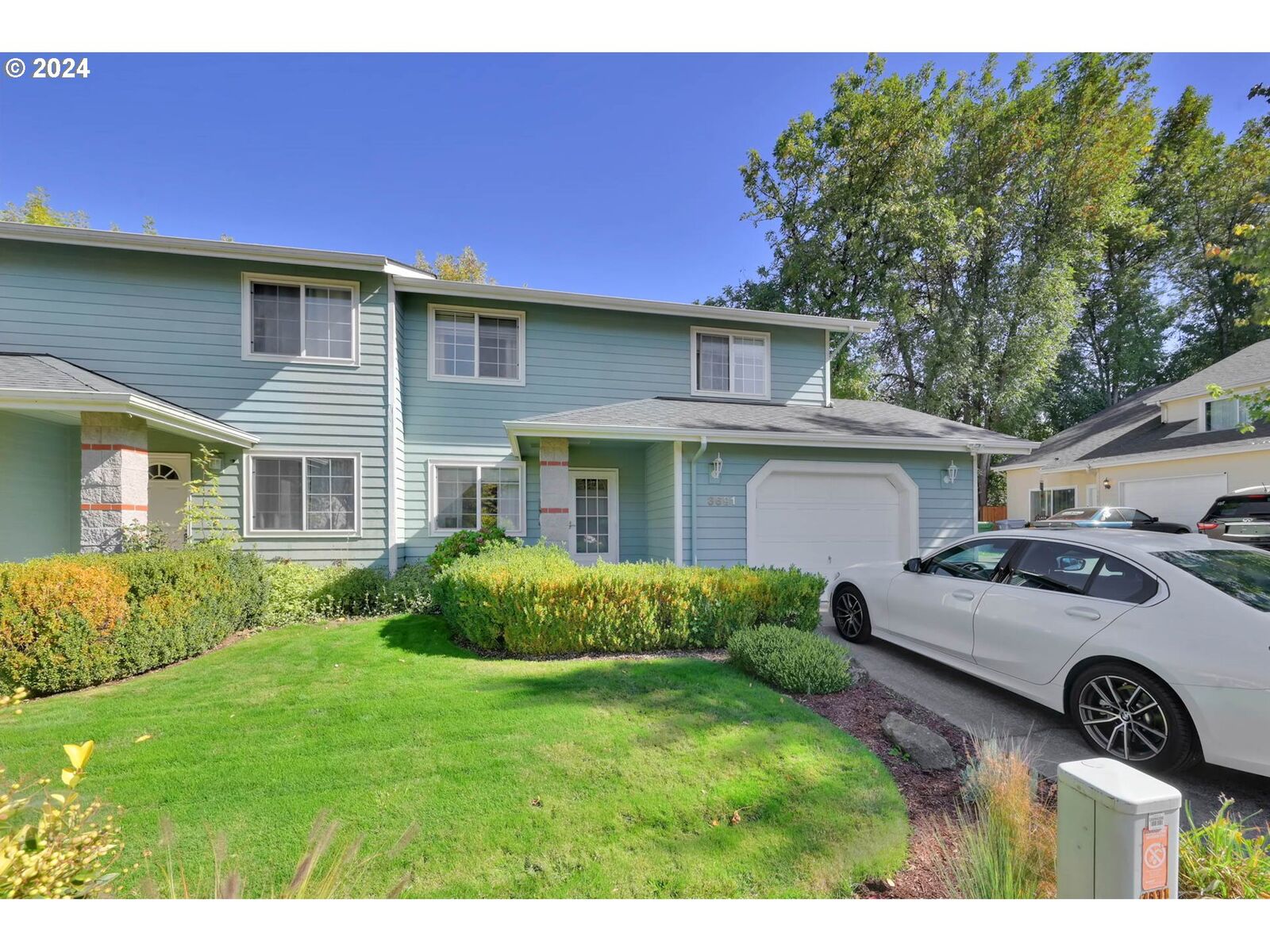 Property Photo:  3691 Westleigh St  OR 97405 