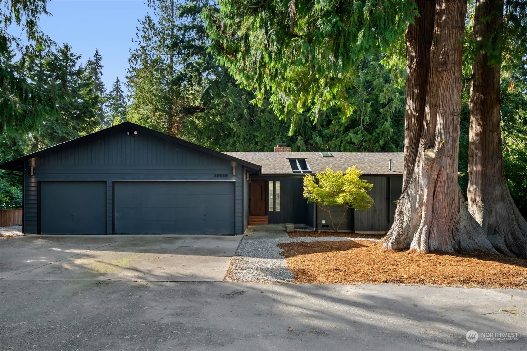 Property Photo:  18610  92nd Avenue W  WA 98020 