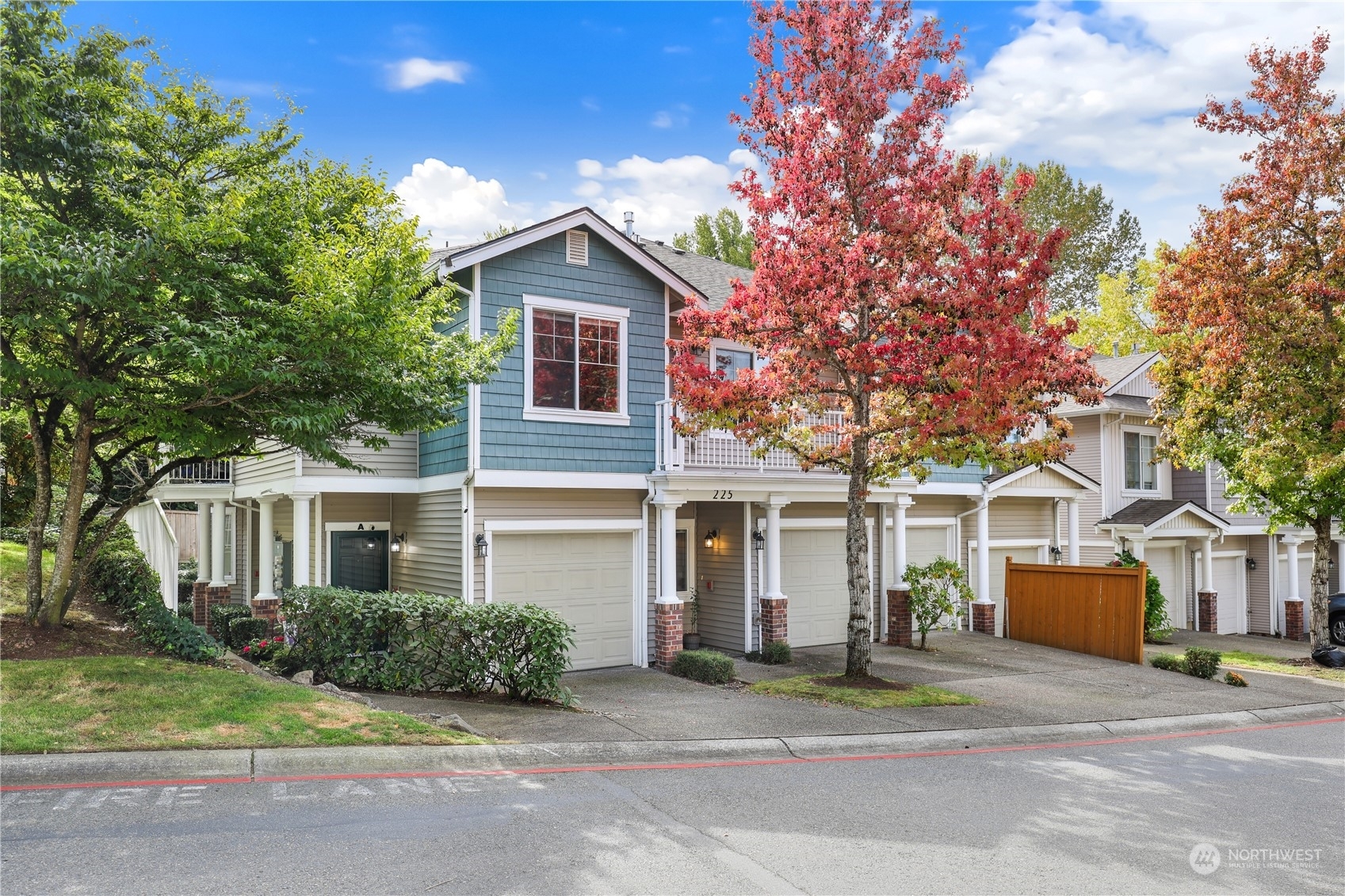 Property Photo:  225 S 51st Street B  WA 98055 