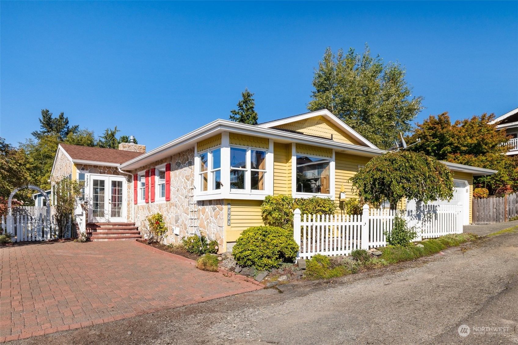 Property Photo:  1222 S Sunset Drive  WA 98465 