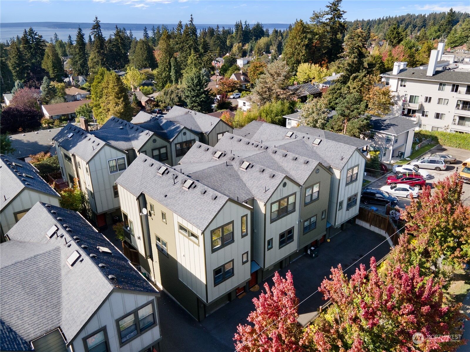 Property Photo:  11713  Greenwood Avenue N A  WA 98133 