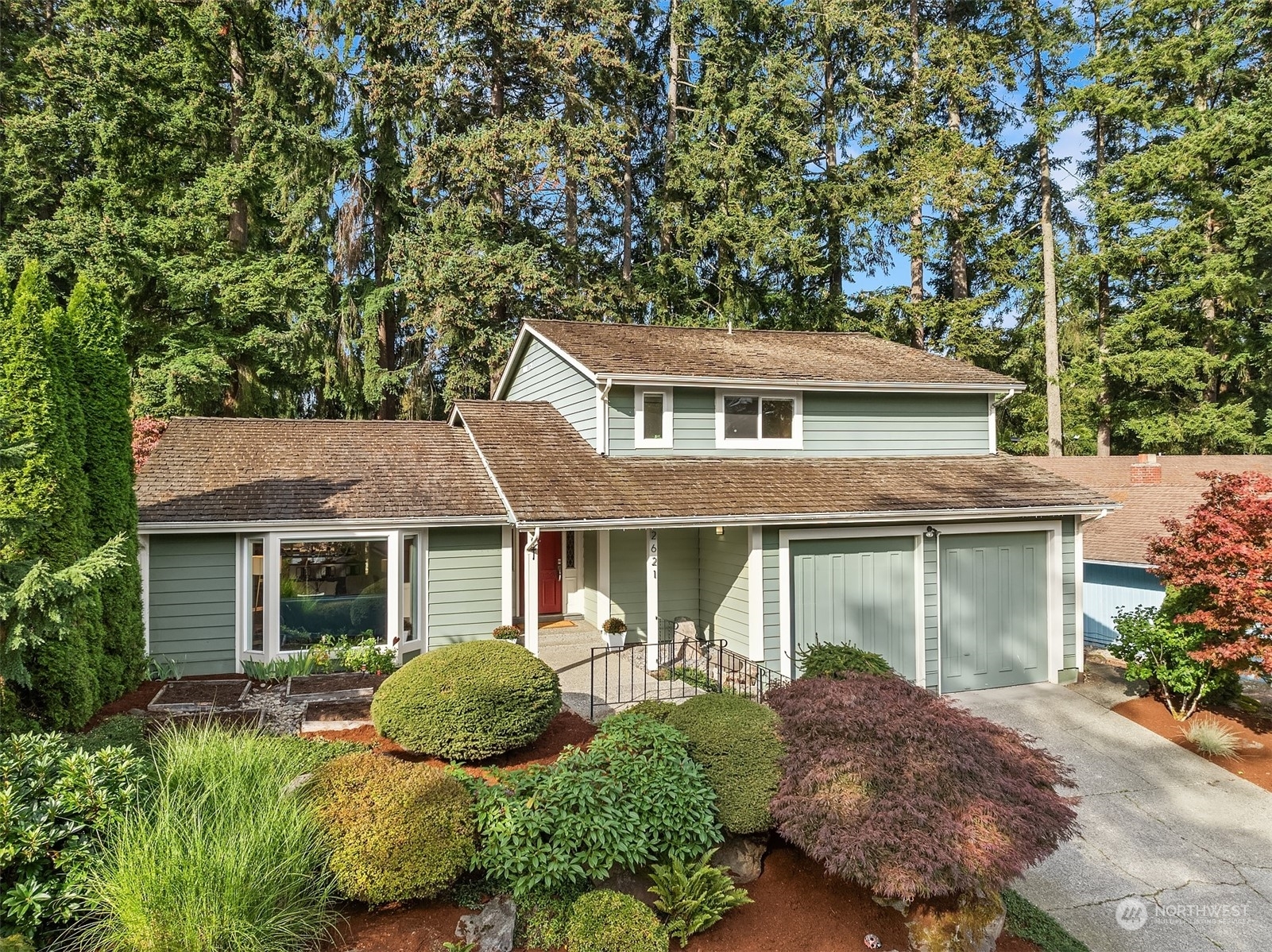 Property Photo:  2621 168th Avenue NE  WA 98008 