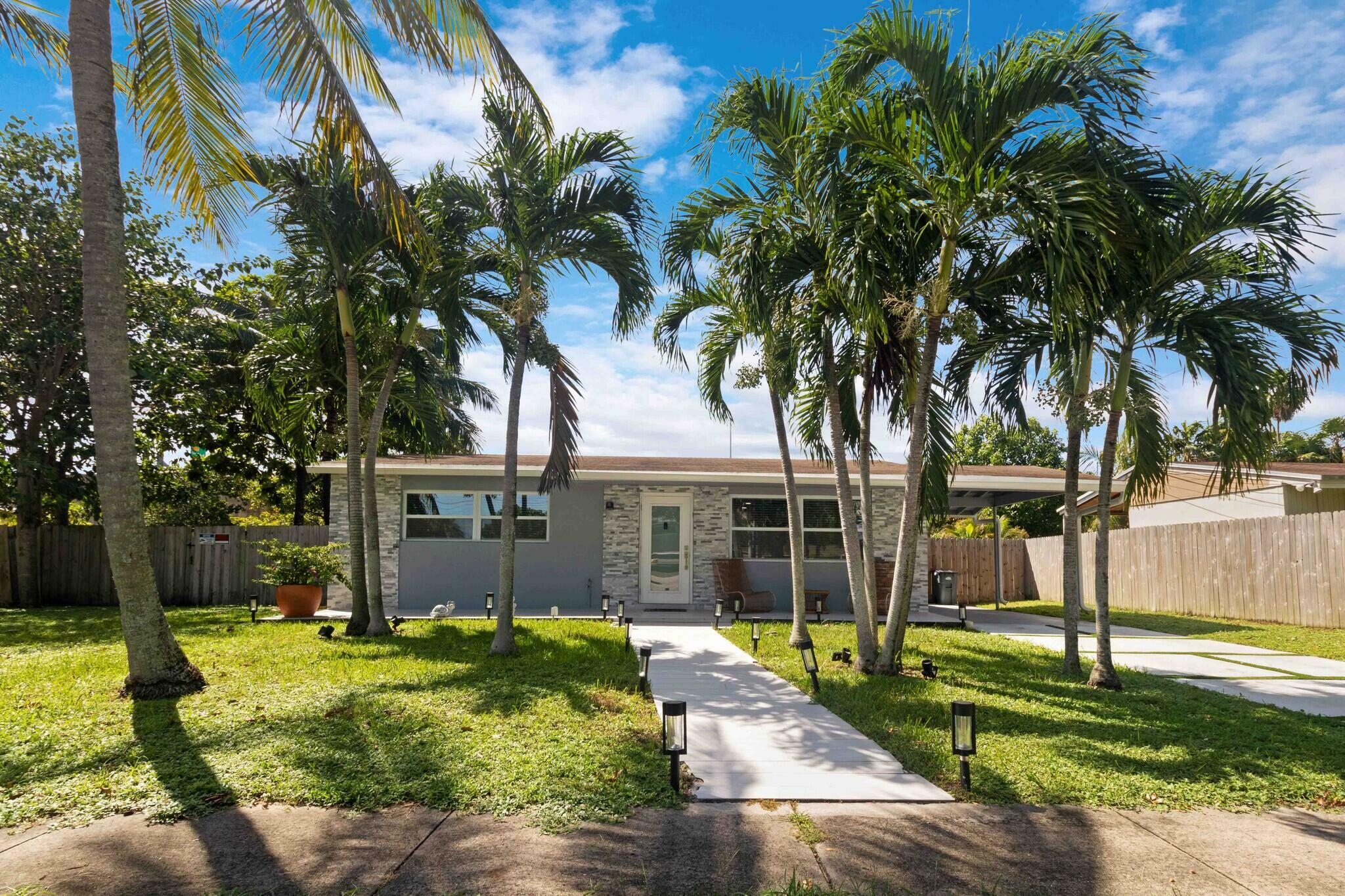 Property Photo:  1461 SW 52 Avenue  FL 33317 