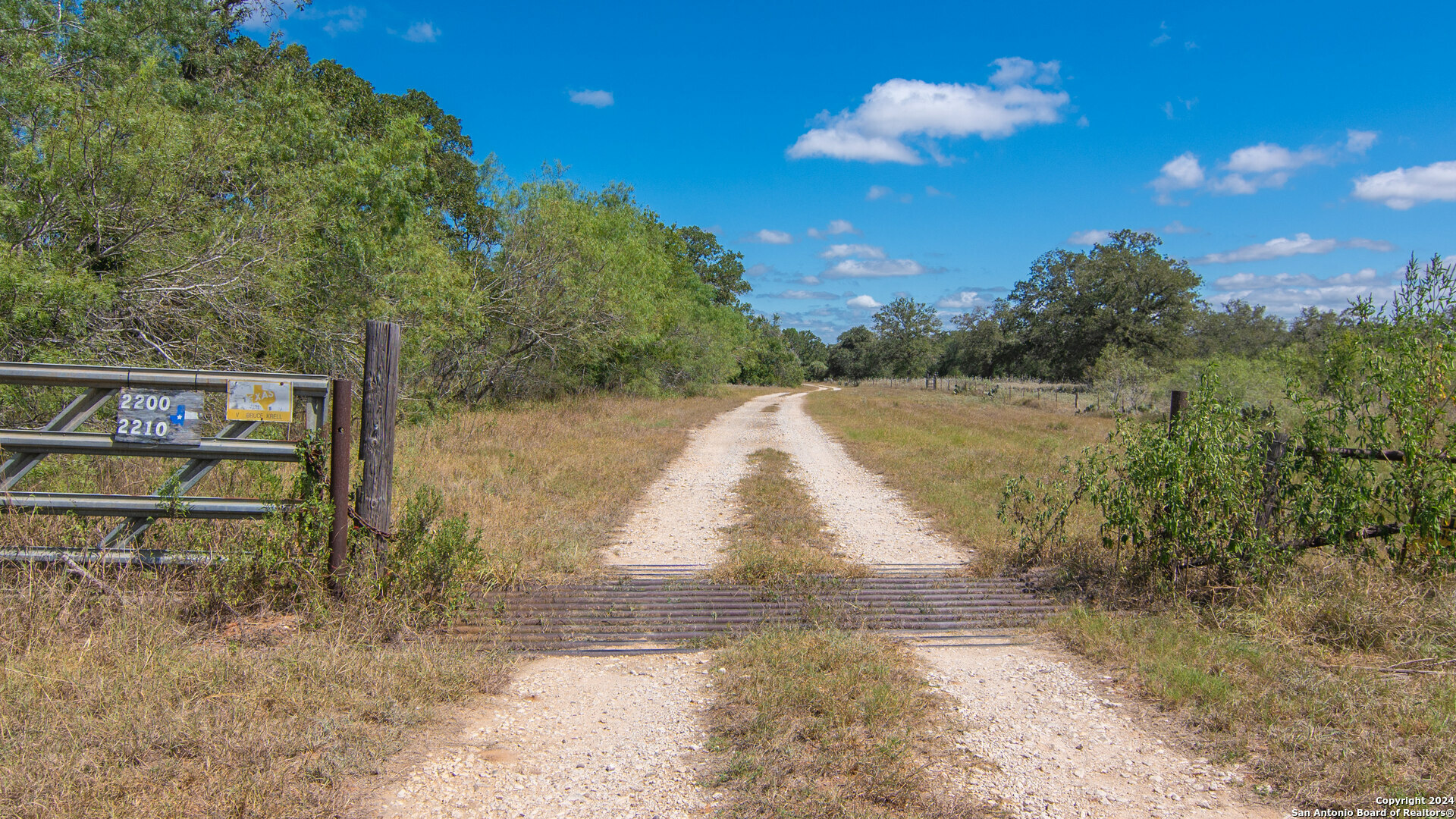 Property Photo:  Tbd County Road 434  TX 78155 