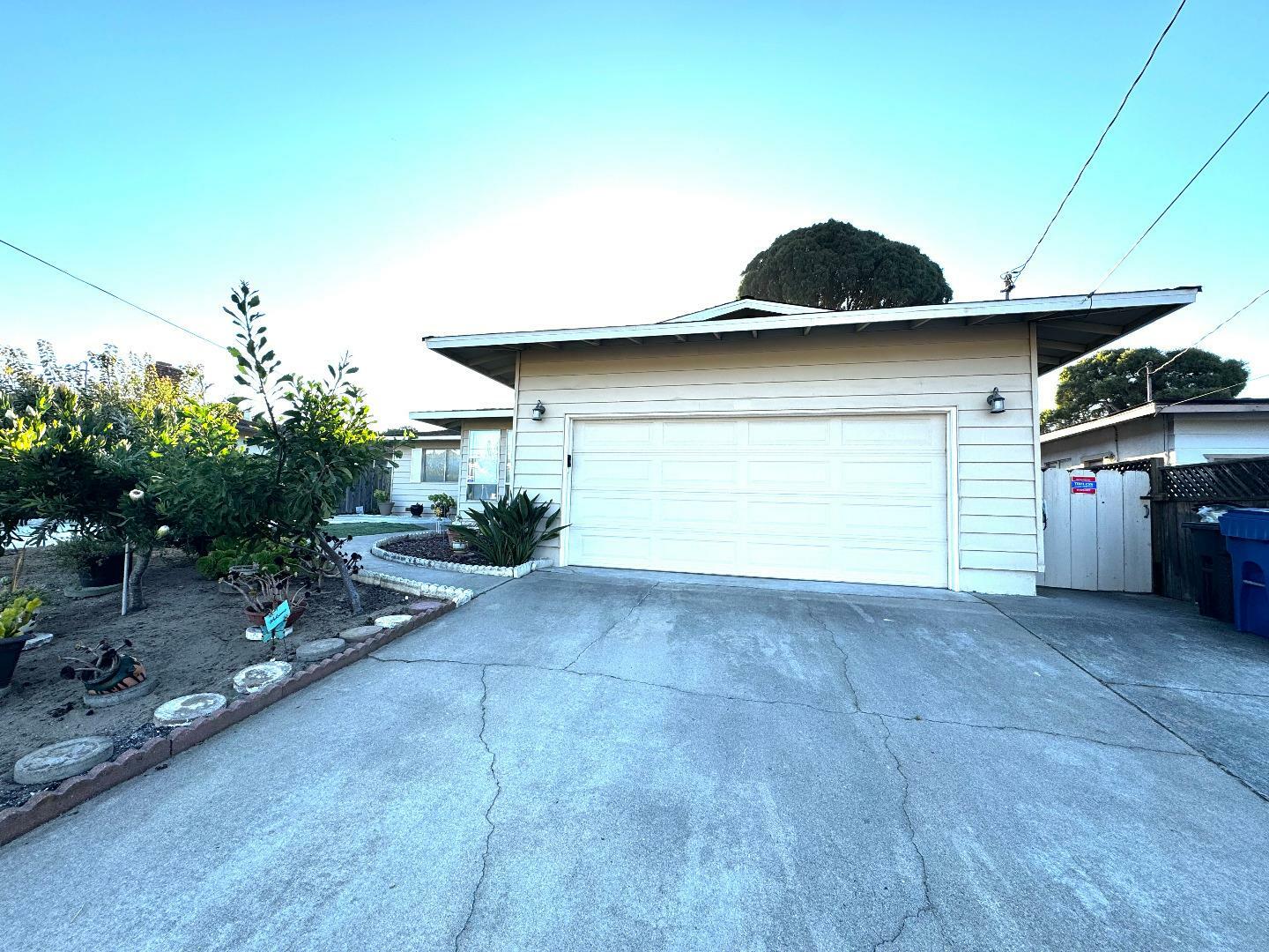 Property Photo:  3012 Ellen Court  CA 93933 