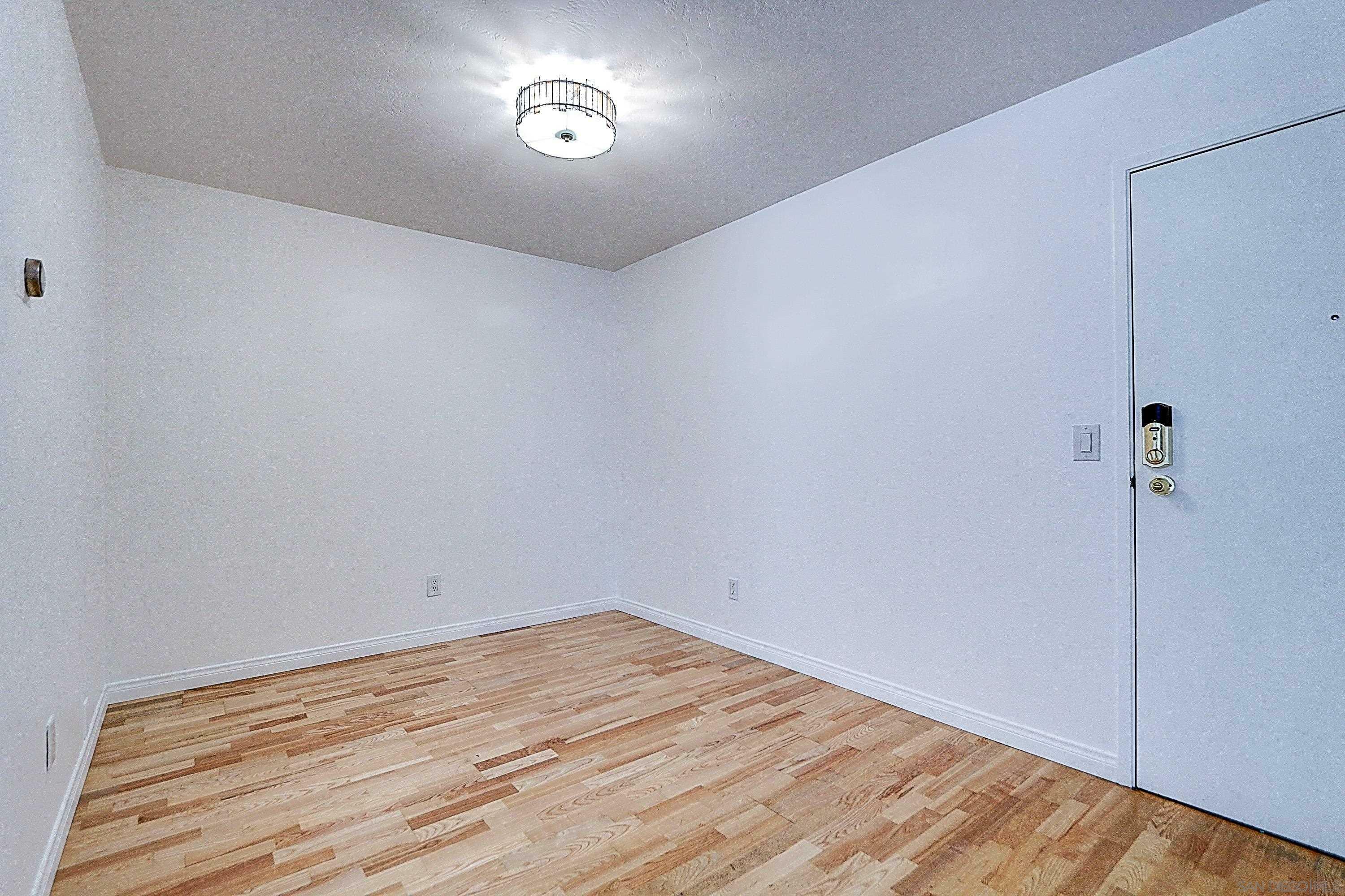 Property Photo:  3939 Eagle St 204  CA 92103 