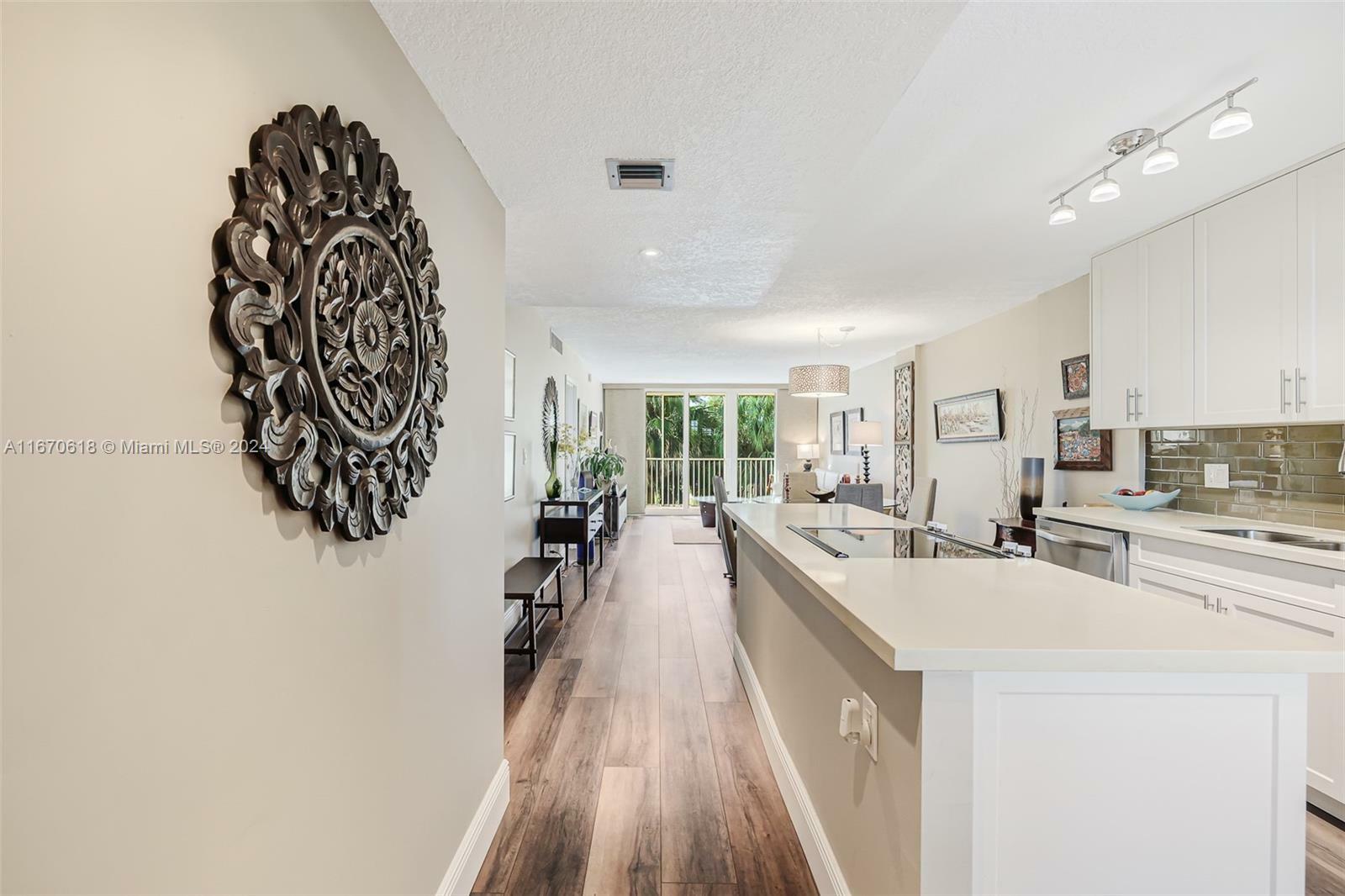 Property Photo:  250 Jacaranda Dr 409  FL 33324 