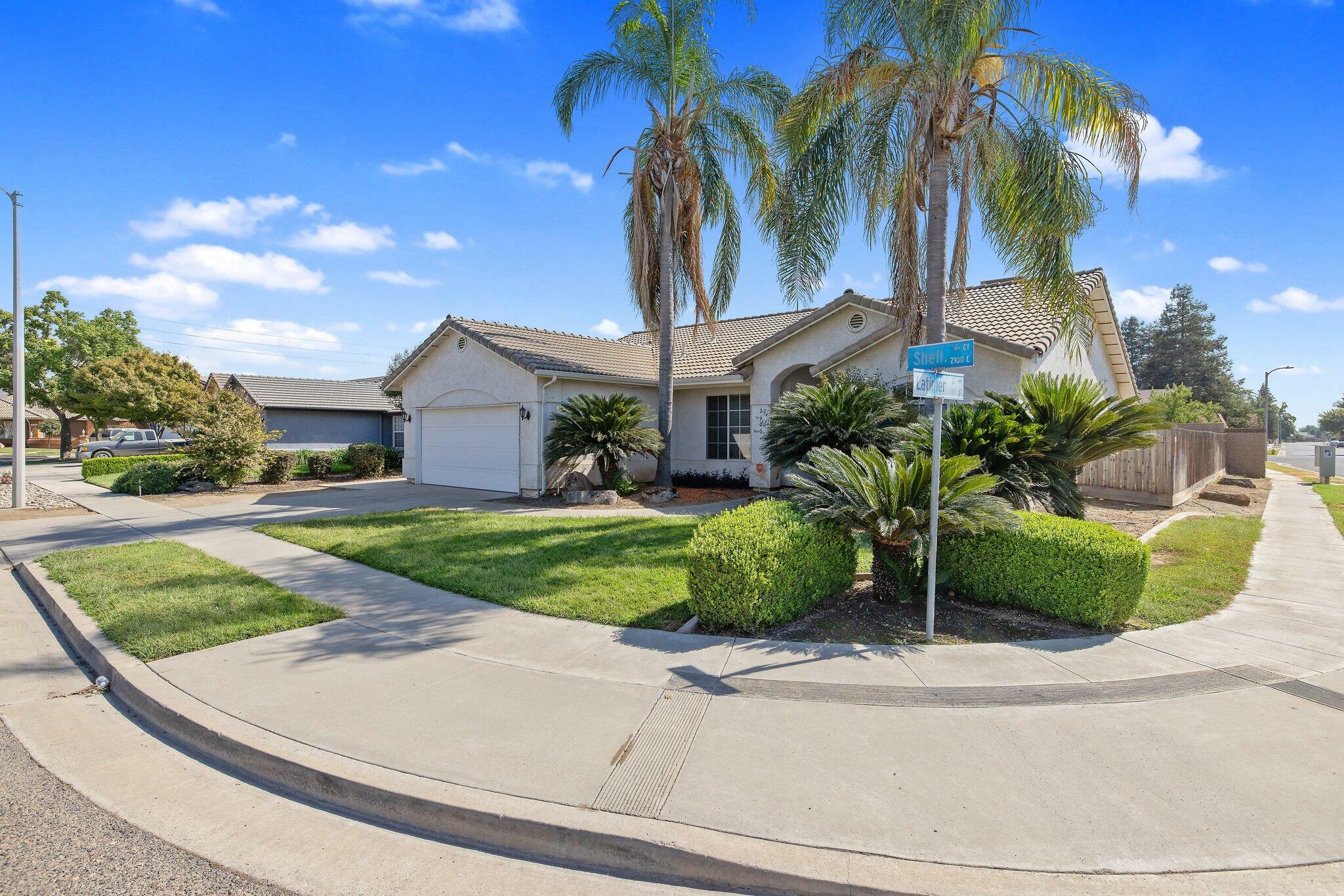 Property Photo:  2105 Shell Court  CA 93274 