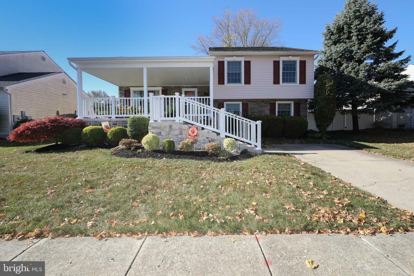 Property Photo:  403 Justice Lane  PA 19067 