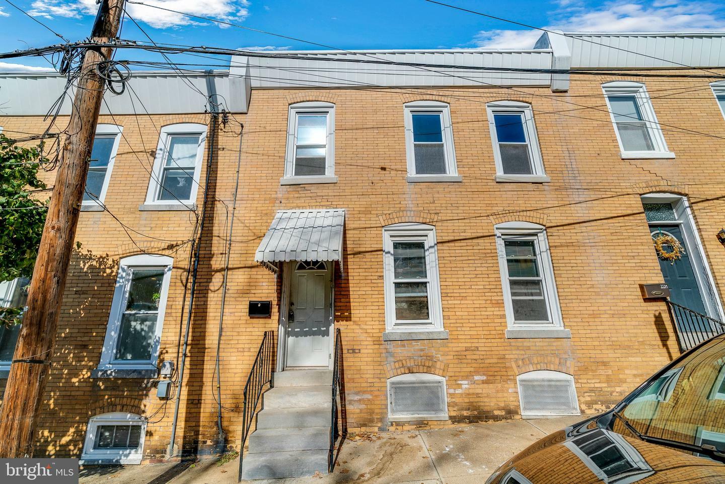 Property Photo:  226 Carson Street  PA 19127 