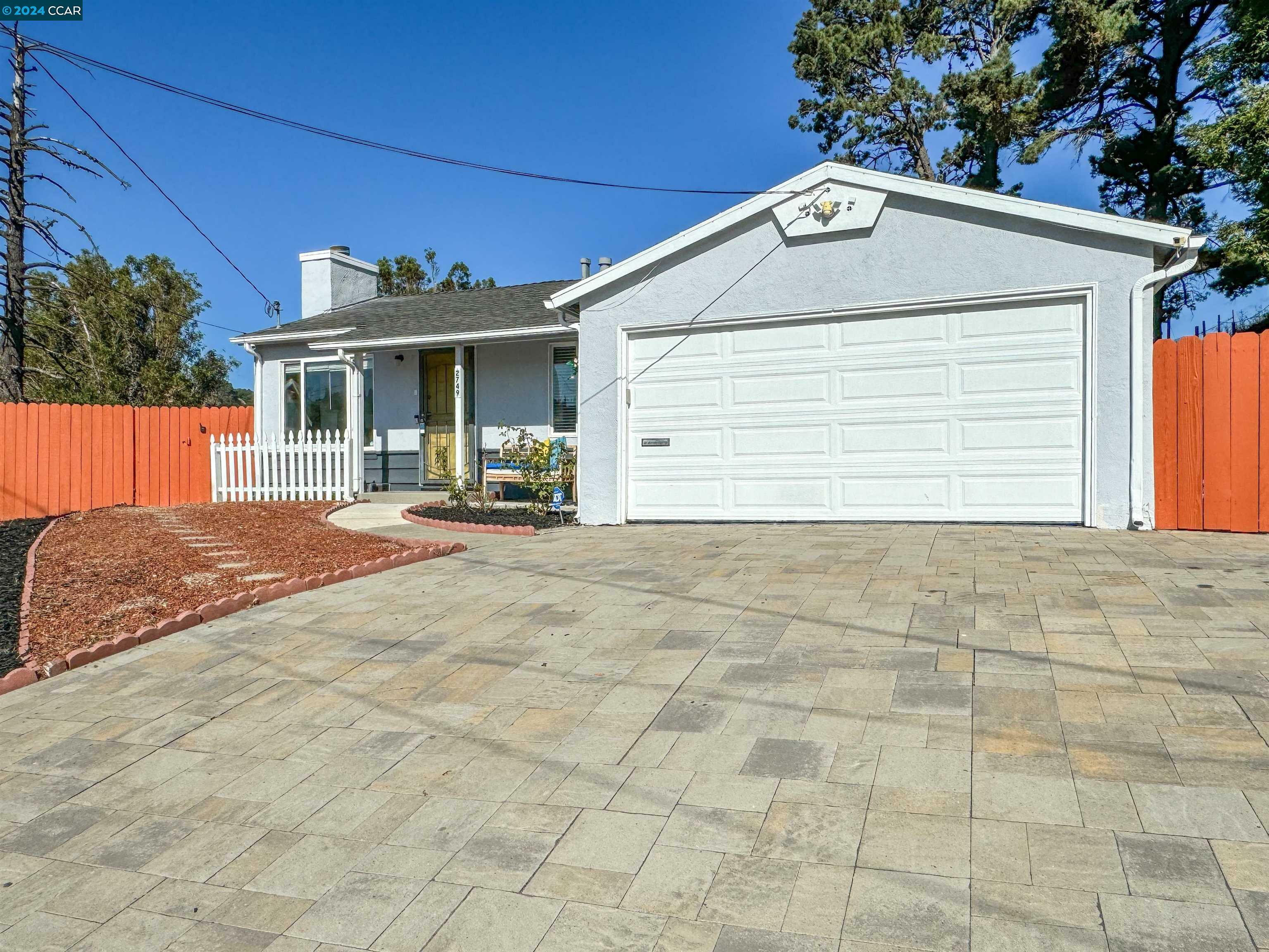 Property Photo:  2749 Ruff Ct  CA 94564 