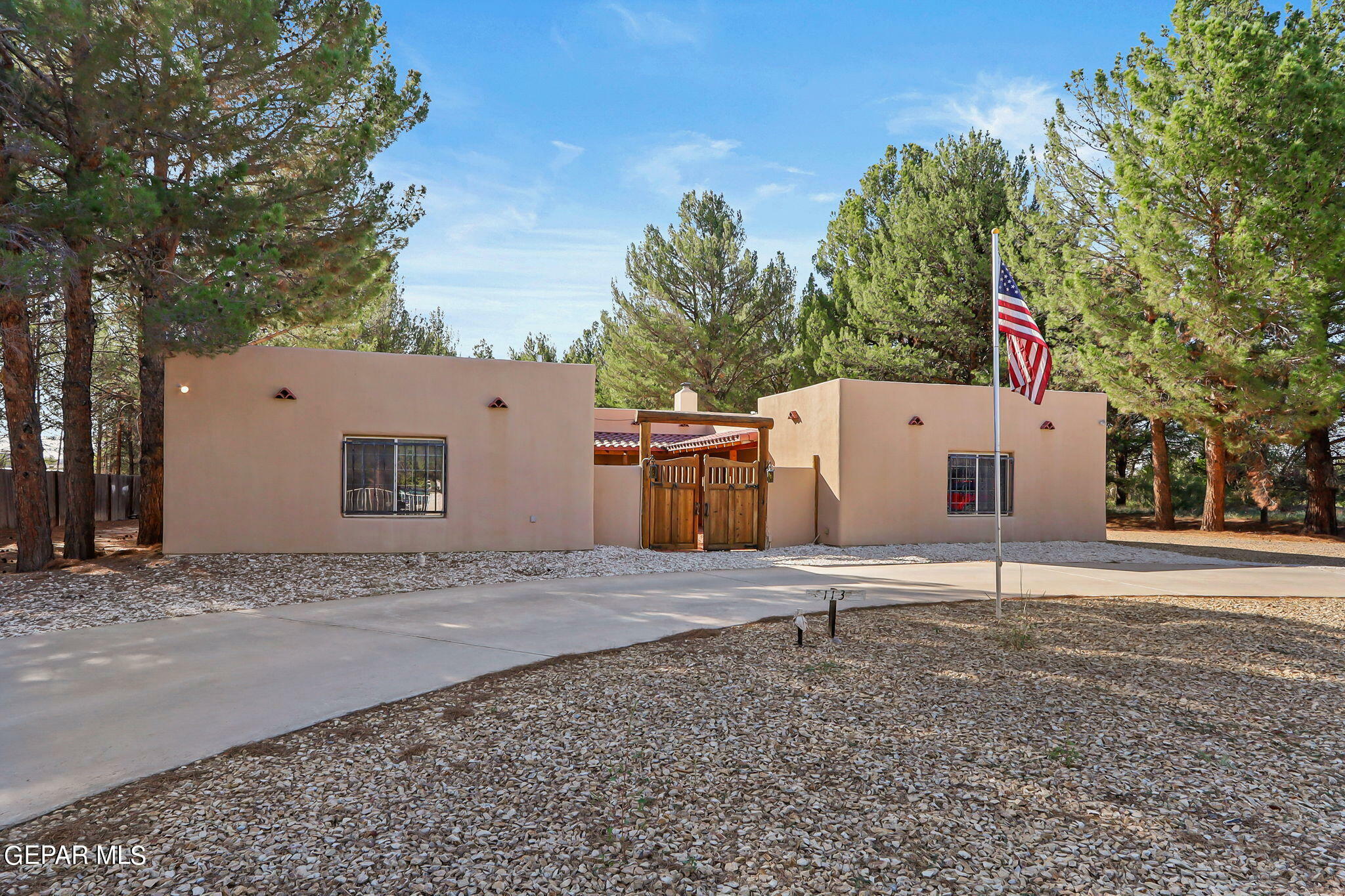 Property Photo:  113 Santo Ysidro Road  NM 88008 