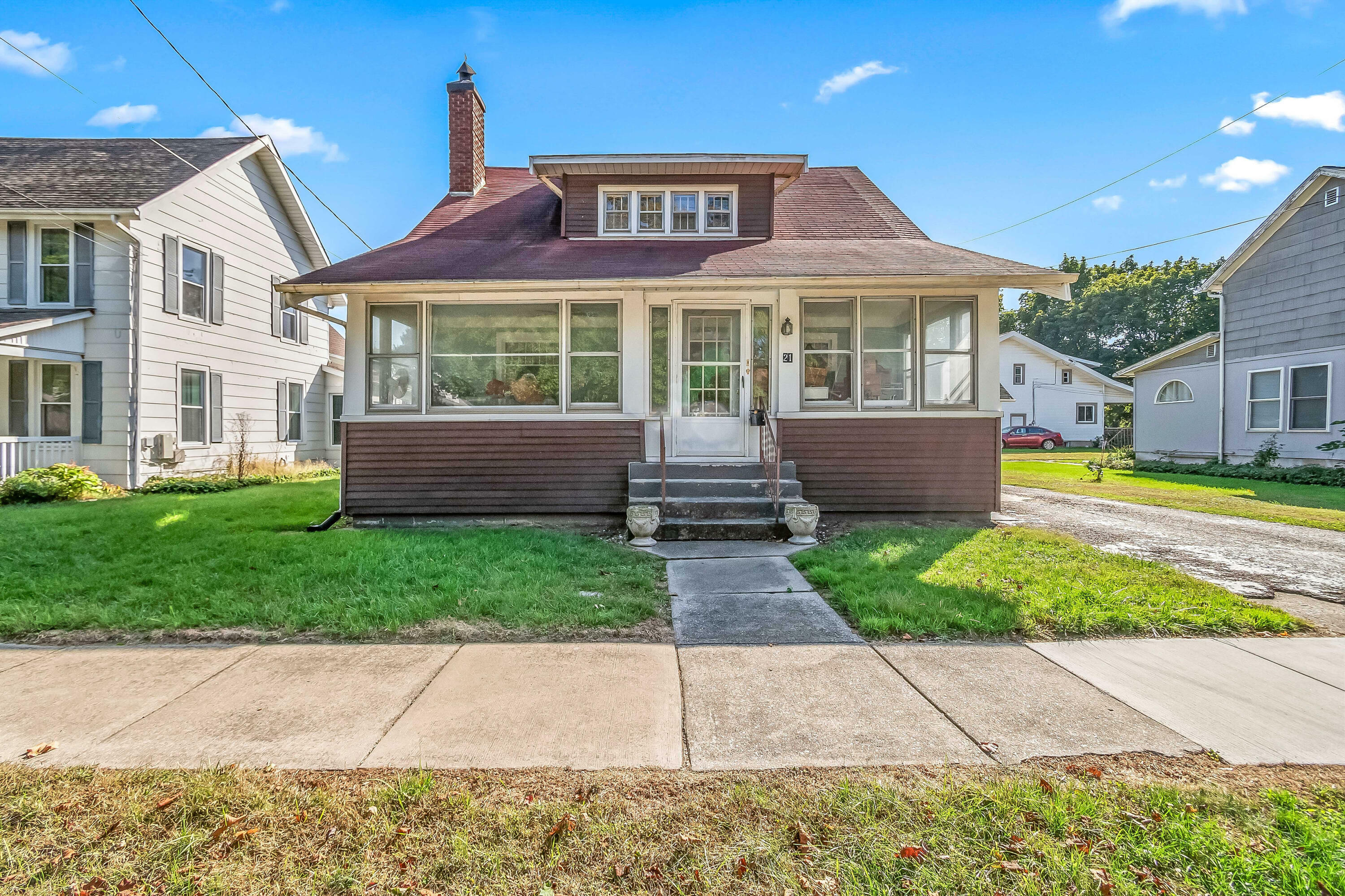 Property Photo:  21 Jackson Street  MI 49036 