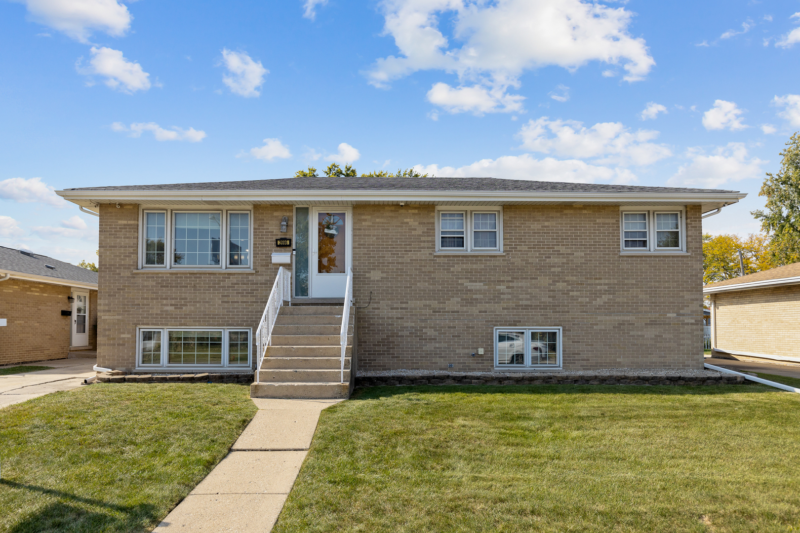 Property Photo:  2696 Rusty Drive  IL 60018 