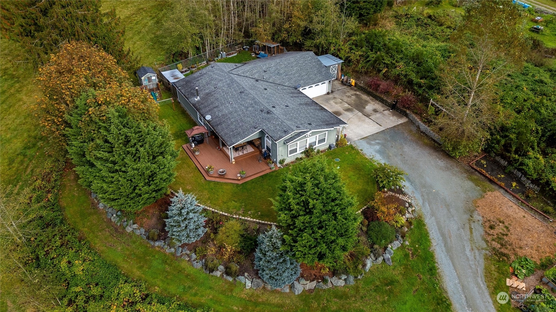 Property Photo:  18476 Cardinal Lane  WA 98274 