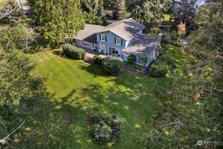 Property Photo: 17401 NE 195th Street WA 98072