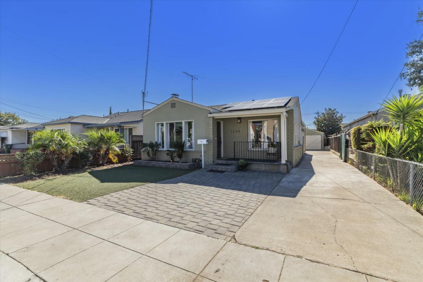 Property Photo:  1634 East San Fernando Street  CA 95116 