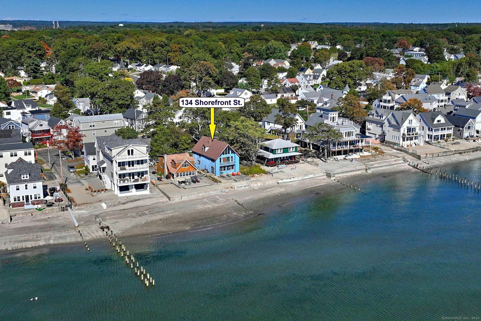 Property Photo: 134 Shorefront Street CT 06460