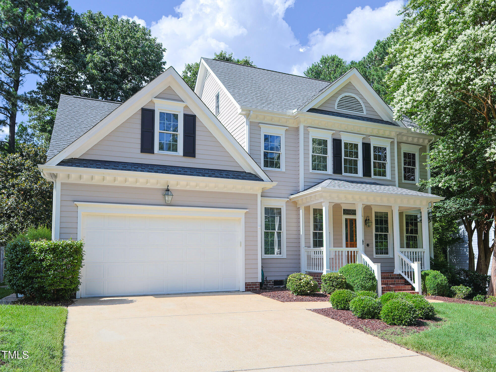 Property Photo:  102 Preston Pines Drive  NC 27513 