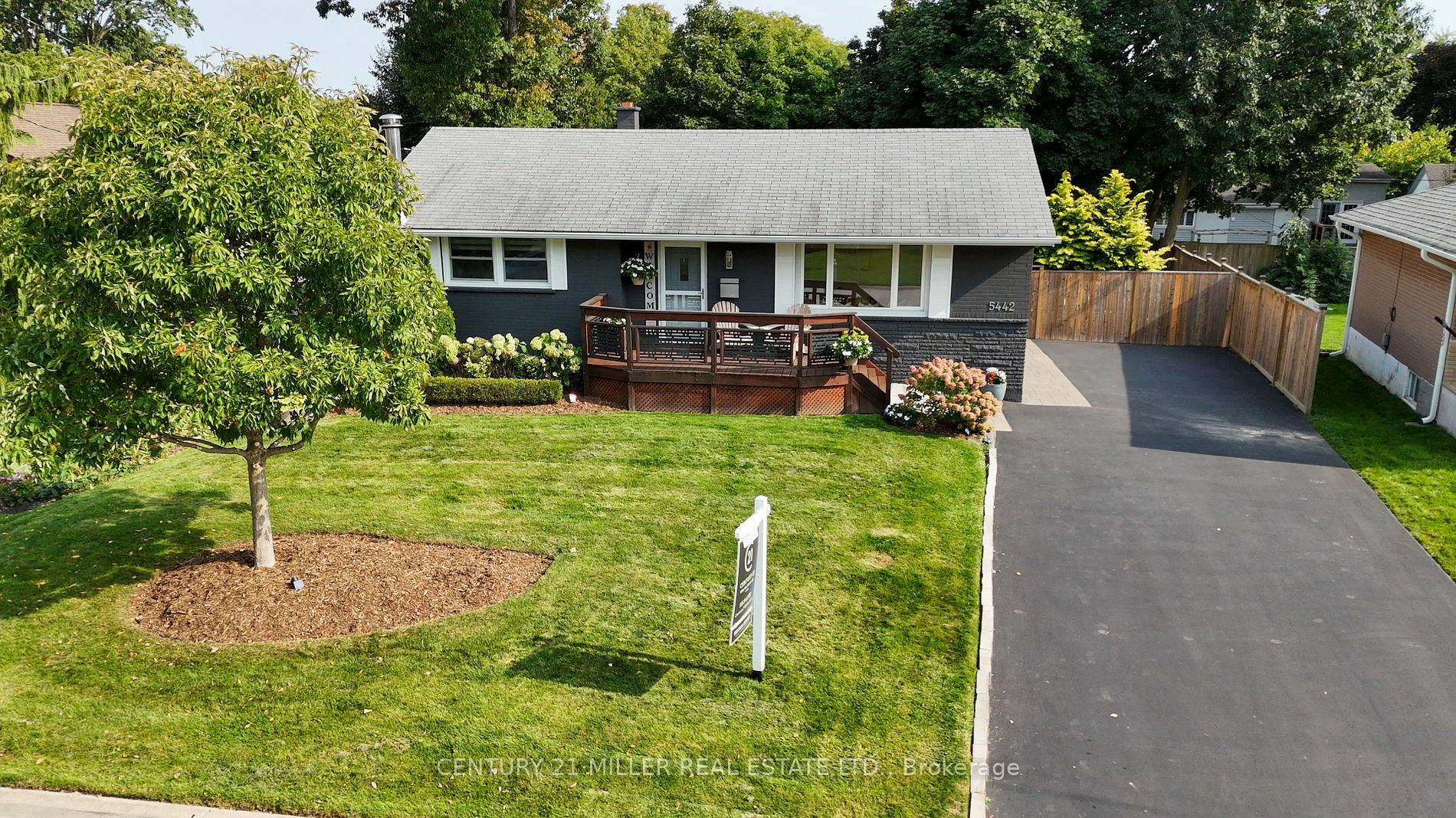 Property Photo:  5442 Anthony Pl  ON L7L 3G8 