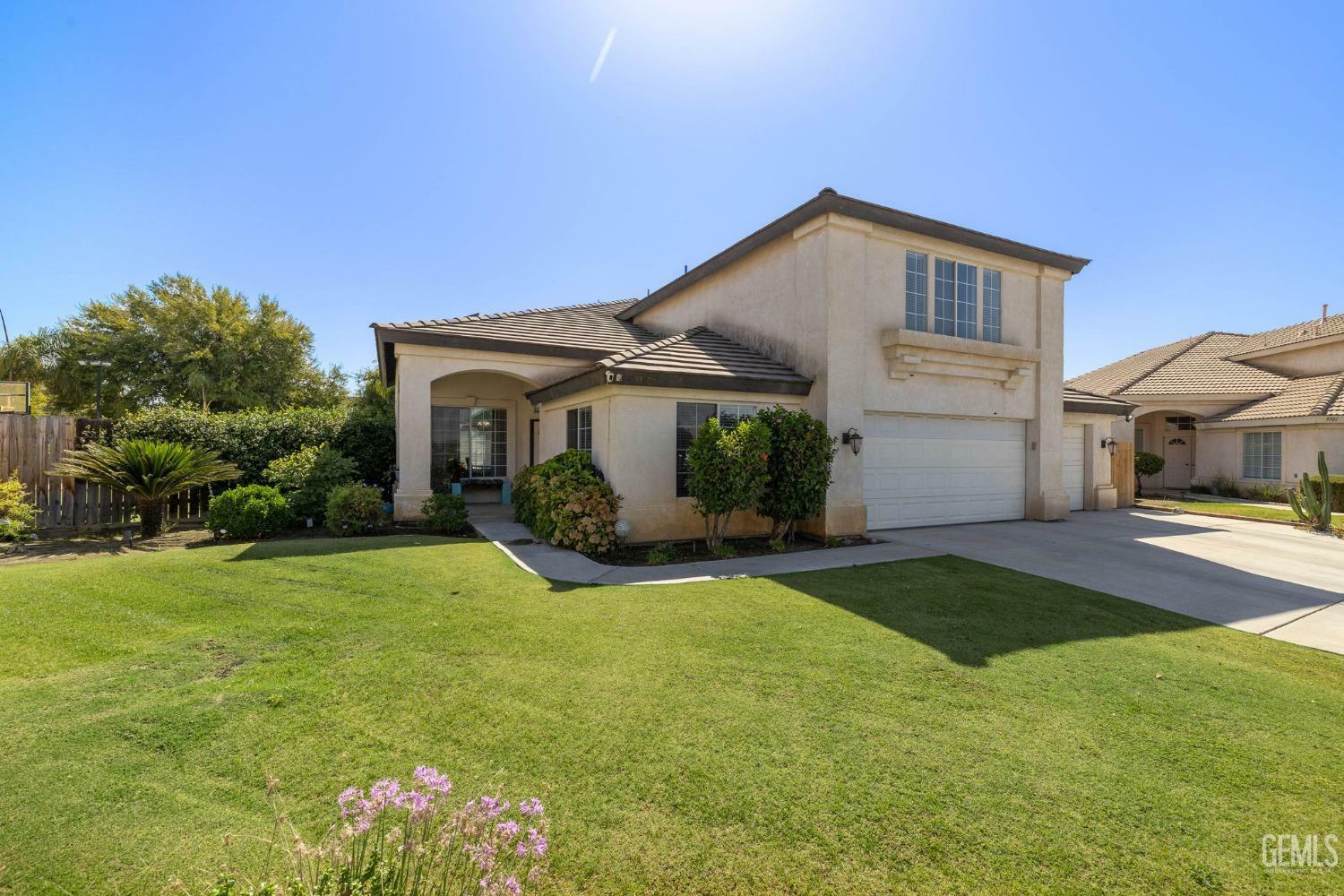 Property Photo:  9900 Kearney Hills Drive  CA 93312 