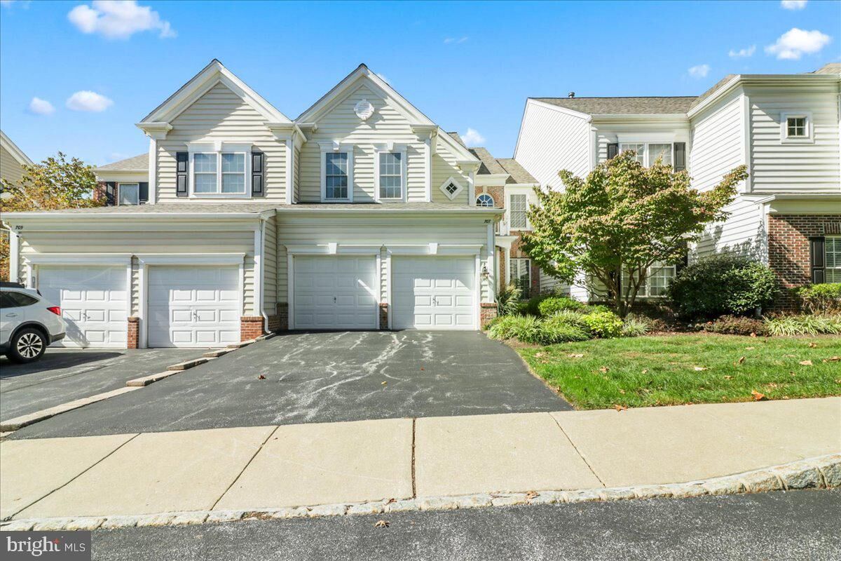 Property Photo:  707 Mercers Mill Lane  PA 19382 