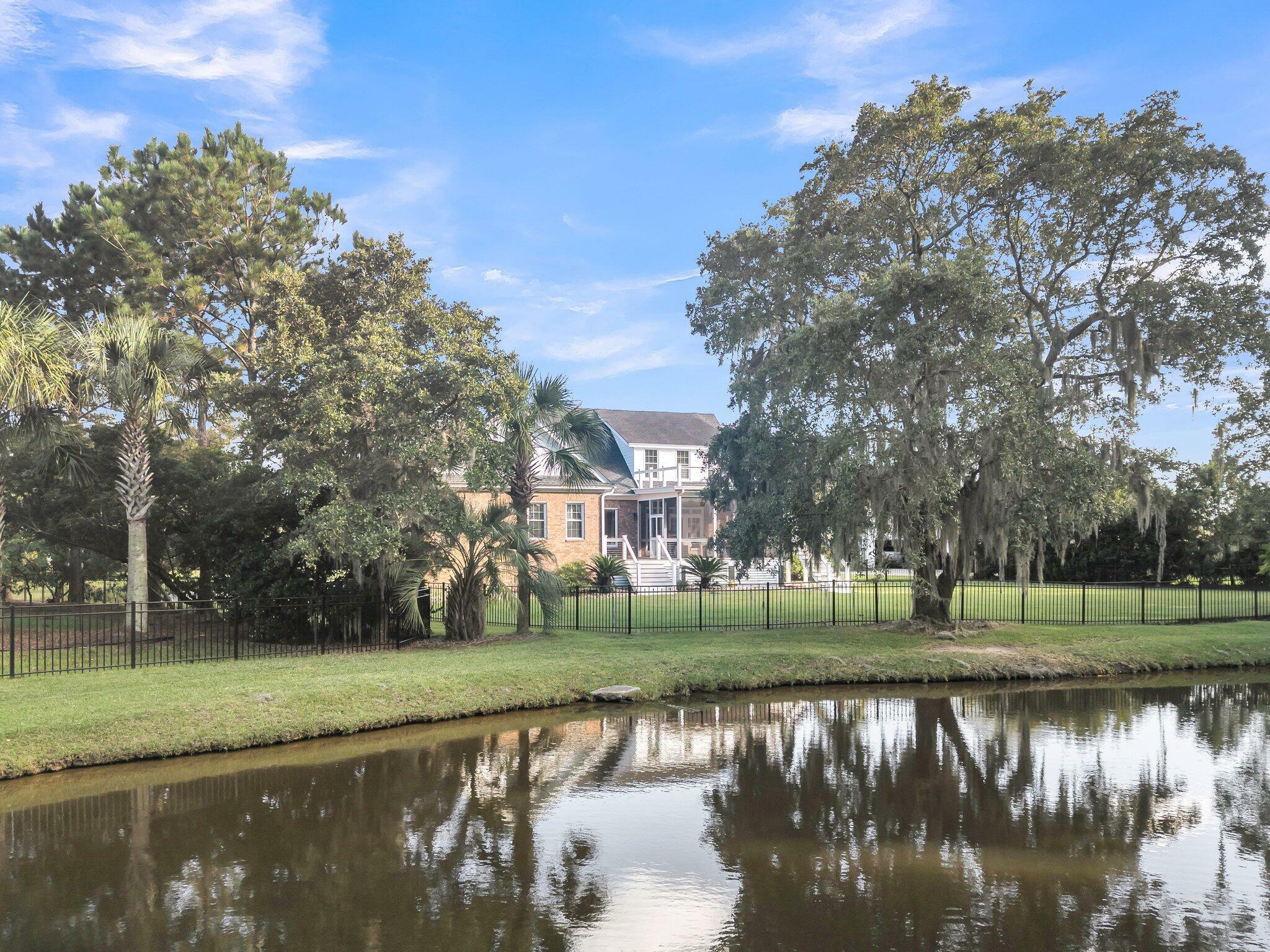 Property Photo:  1000 Rivershore Road  SC 29492 