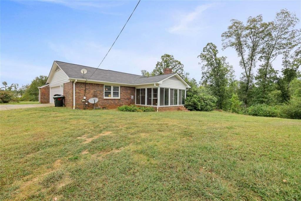 Property Photo:  24 Briar Ridge Road  GA 30263 