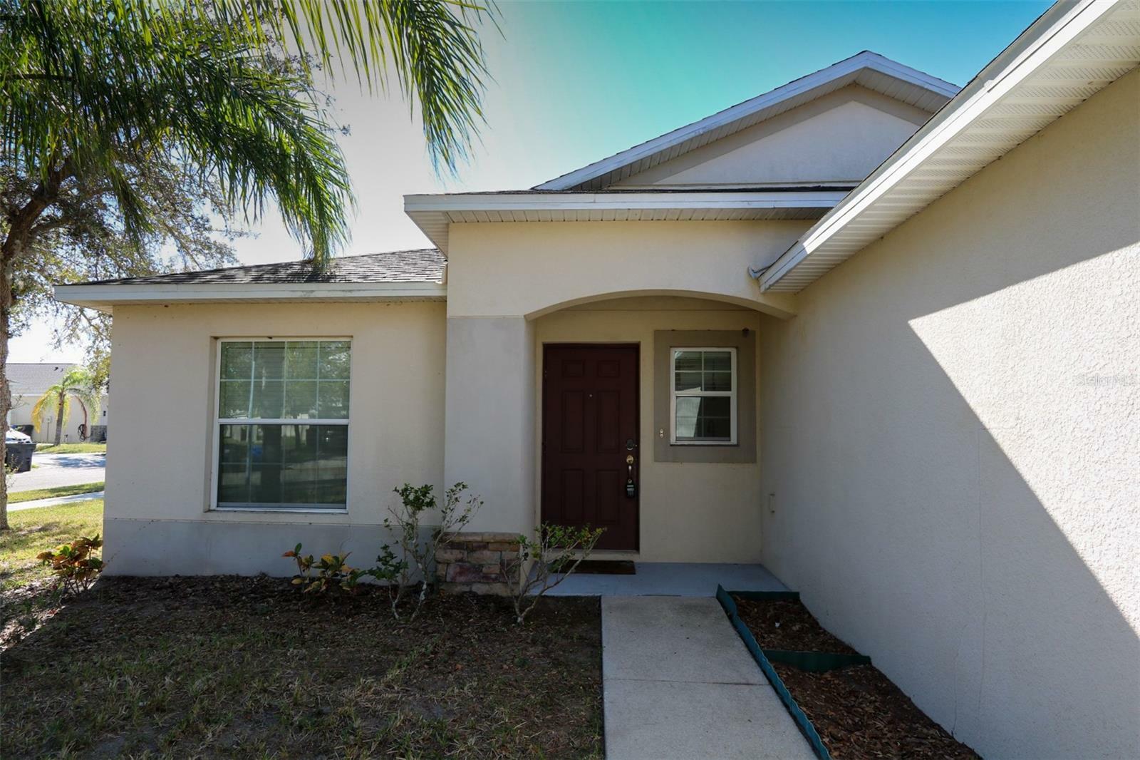 Property Photo:  7538 Turtle View Drive  FL 33573 