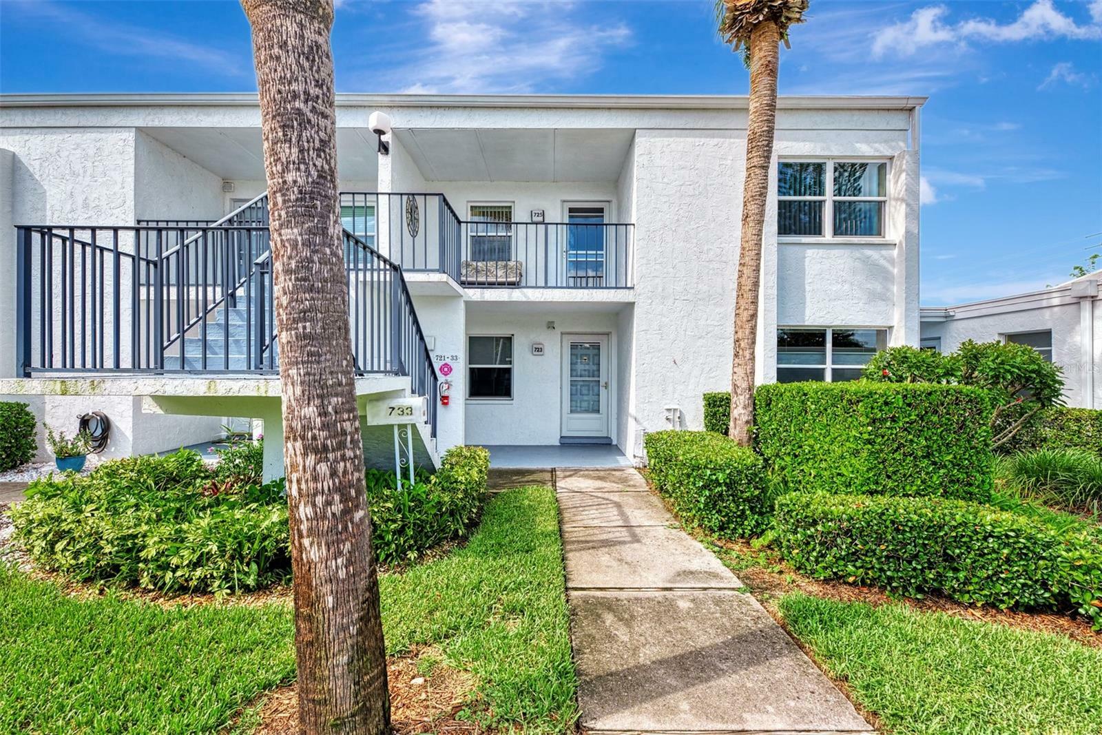 Property Photo:  725 Capri Isles Boulevard 217  FL 34292 