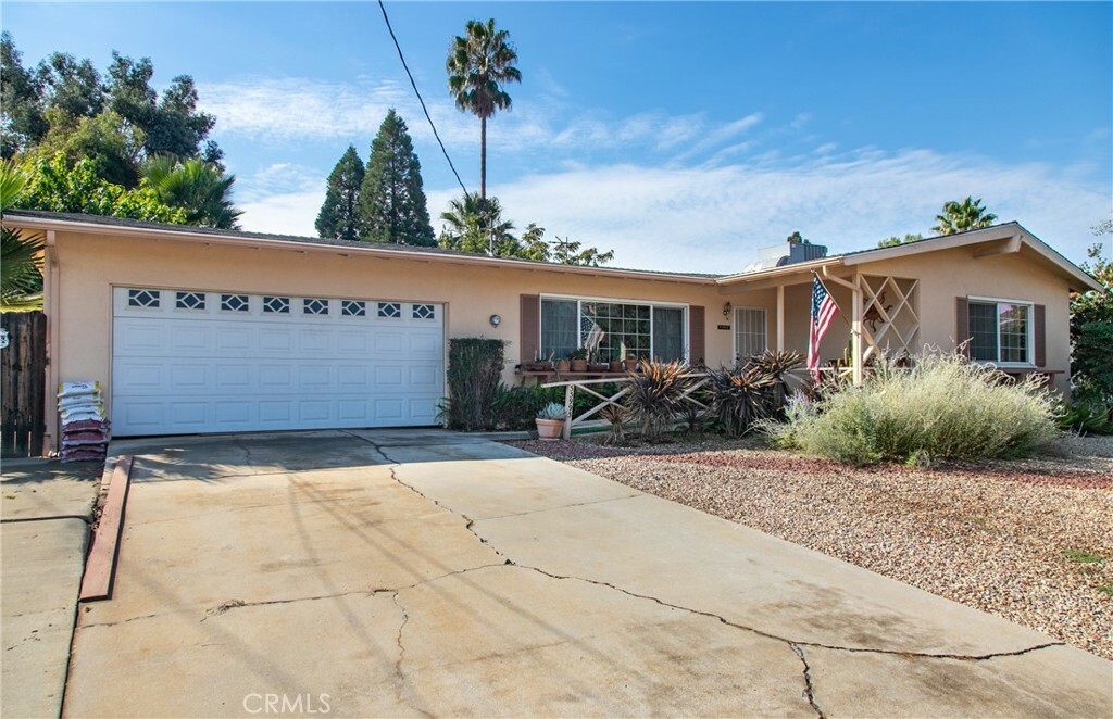 33993 Avenue E  Yucaipa CA 92399 photo