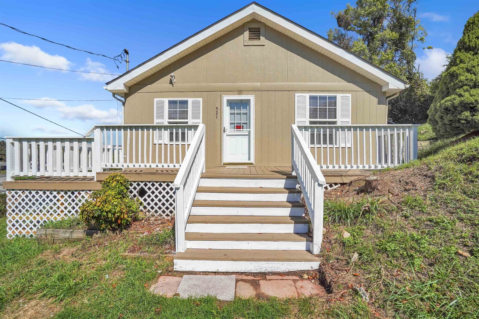 Property Photo:  521 Pierce Avenue  VA 24301 