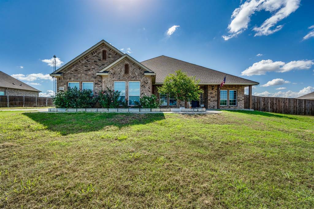 Property Photo:  570 Marion Road  TX 76084 